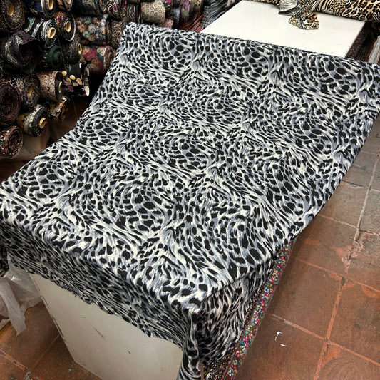 VİSKON DALGALI LEOPAR SİYAH GRİ