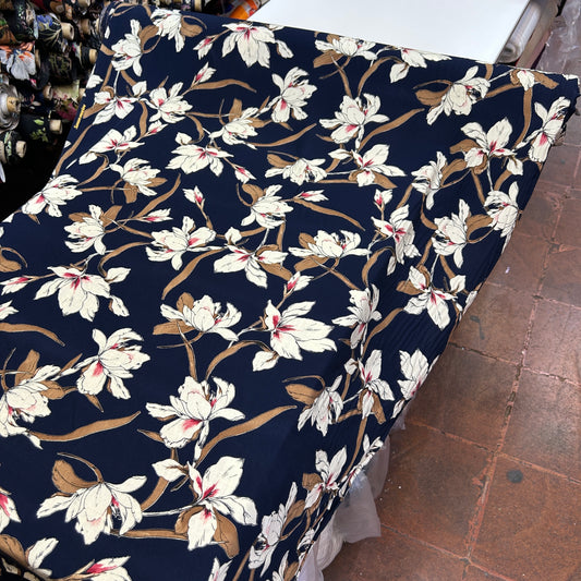 PREMIUM VİSKON LACİVERT ZEMİNE ÇİÇEKLİ