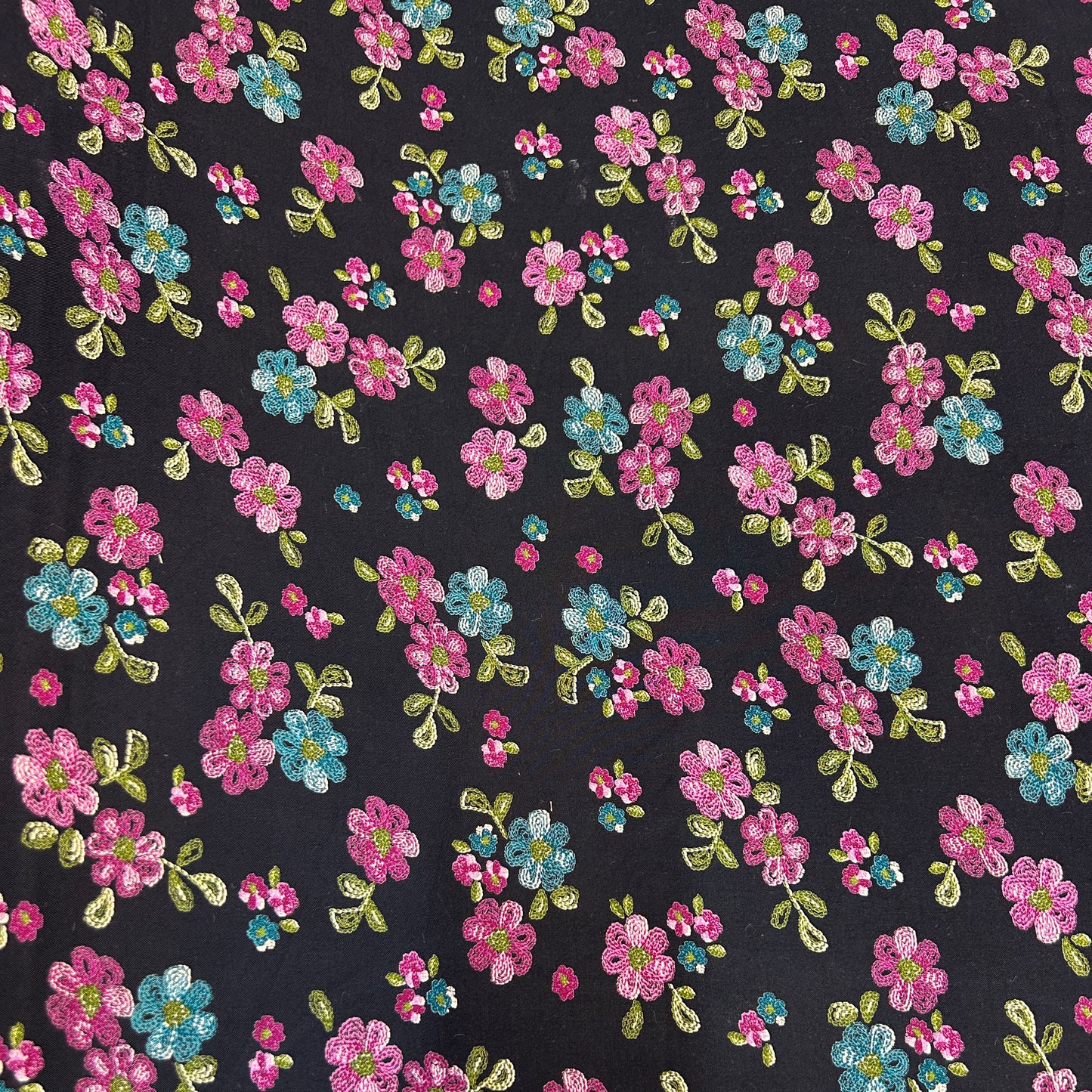 PREMIUM VİSKON MOR ZEMİNE PEMBE MAVİ