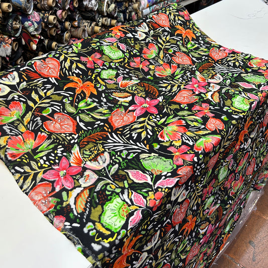 PREMIUM VİSKON SİYAH ZEMİNE RENGARENK