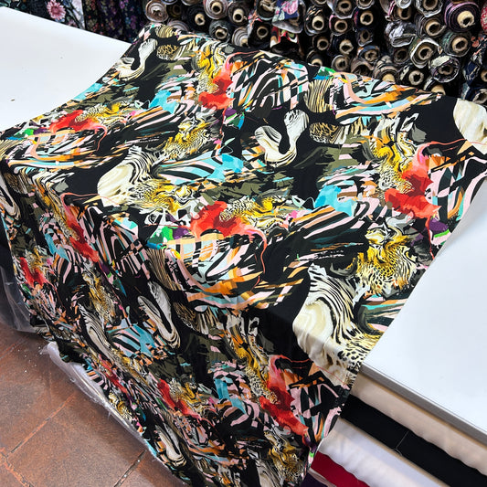 PREMIUM VİSKON SİYAH ZEMİNE RENKLİ KARMA