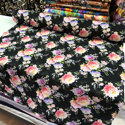 PREMIUM VİSKON SİYAH ZEMİNE PASTEL ÇİÇEK